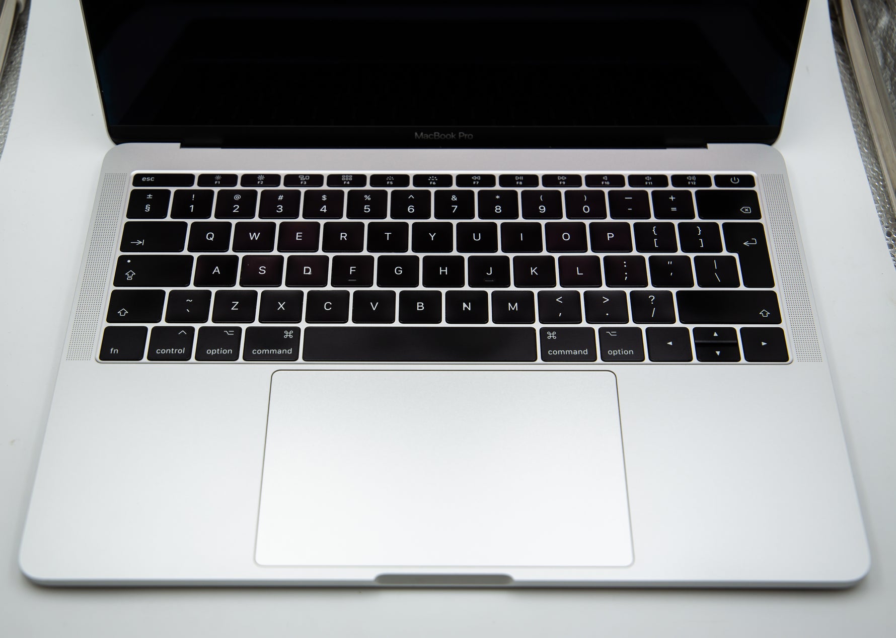 Apple MacBook Pro 15 Inch, A1707 2017 i7 Quad Core