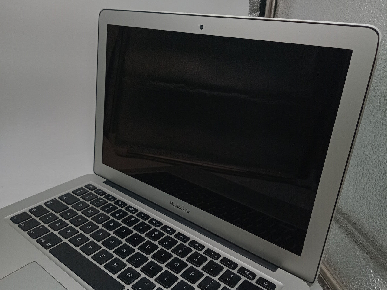 Apple Apple MacBook Air 13-Inch, A1466 2017 i5 Dual Core Refurbished