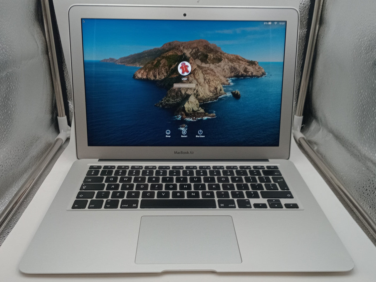 Apple Apple MacBook Air 13-Inch, A1466 2017 i5 Dual Core Refurbished