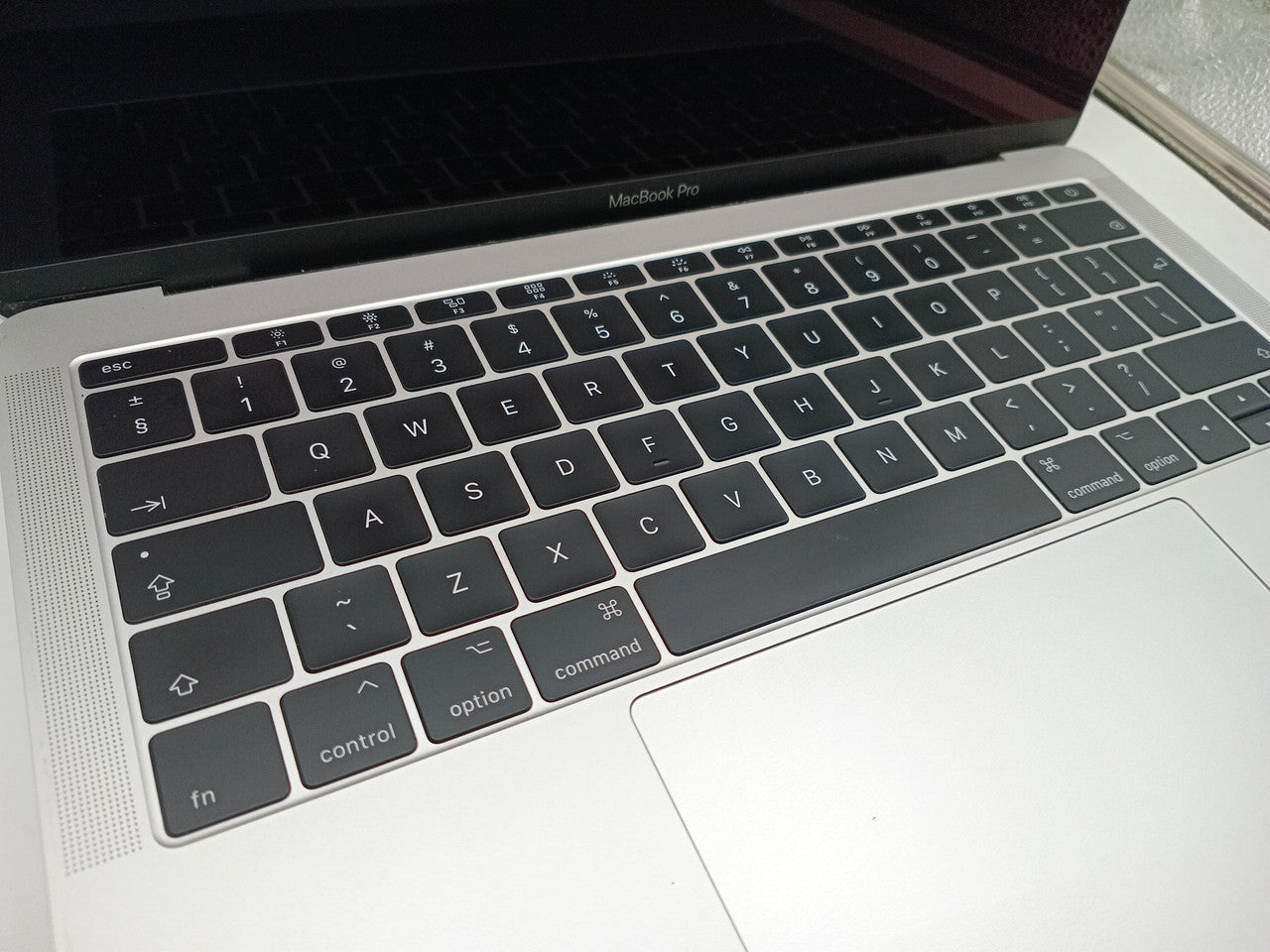 Apple Apple MacBook Pro 13-Inch, A1708 2017 i5 Dual Core Refurbished