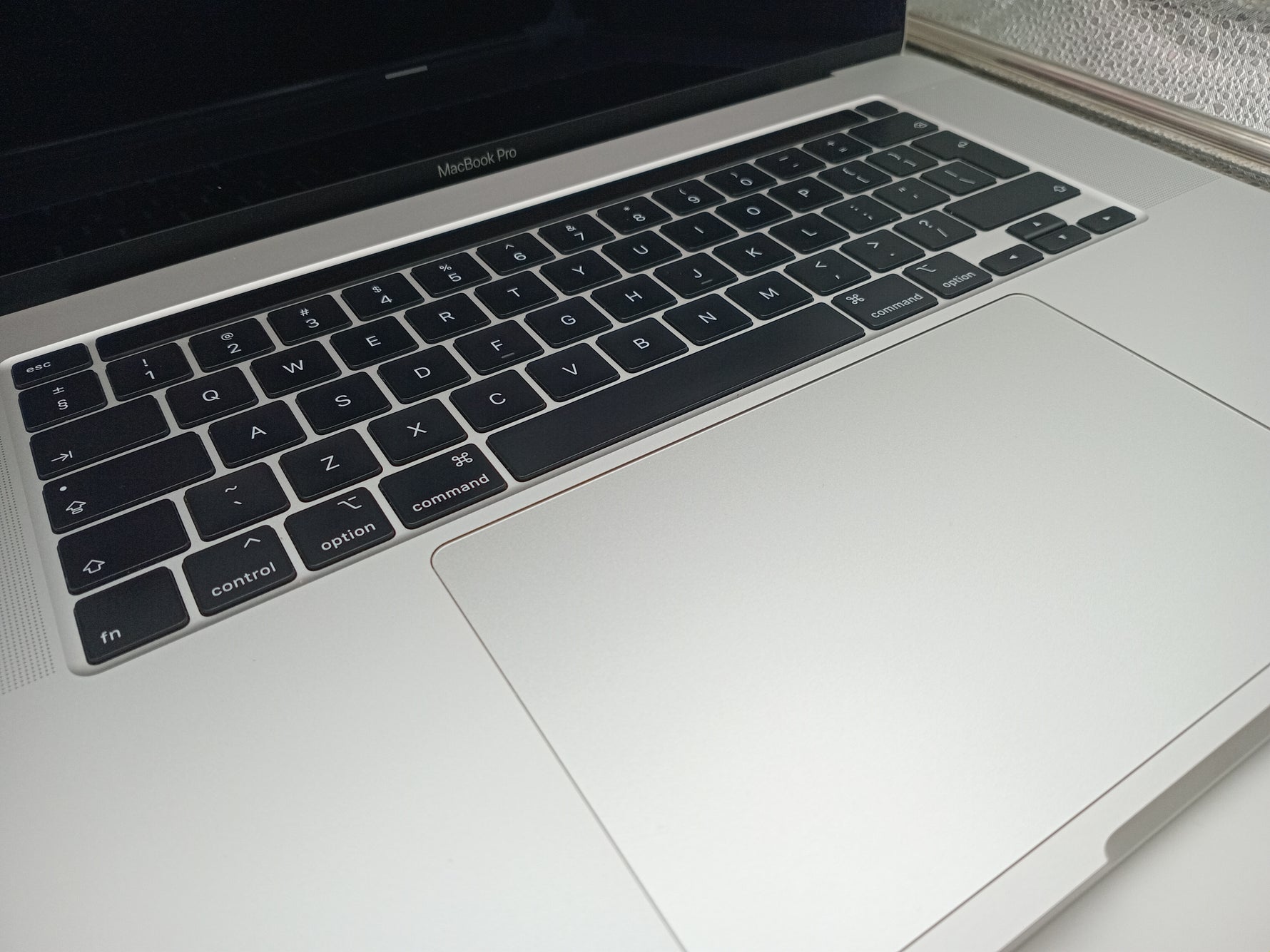 Apple MacBook Pro 16-inch, A2141 Late 2019 i7 6-Core