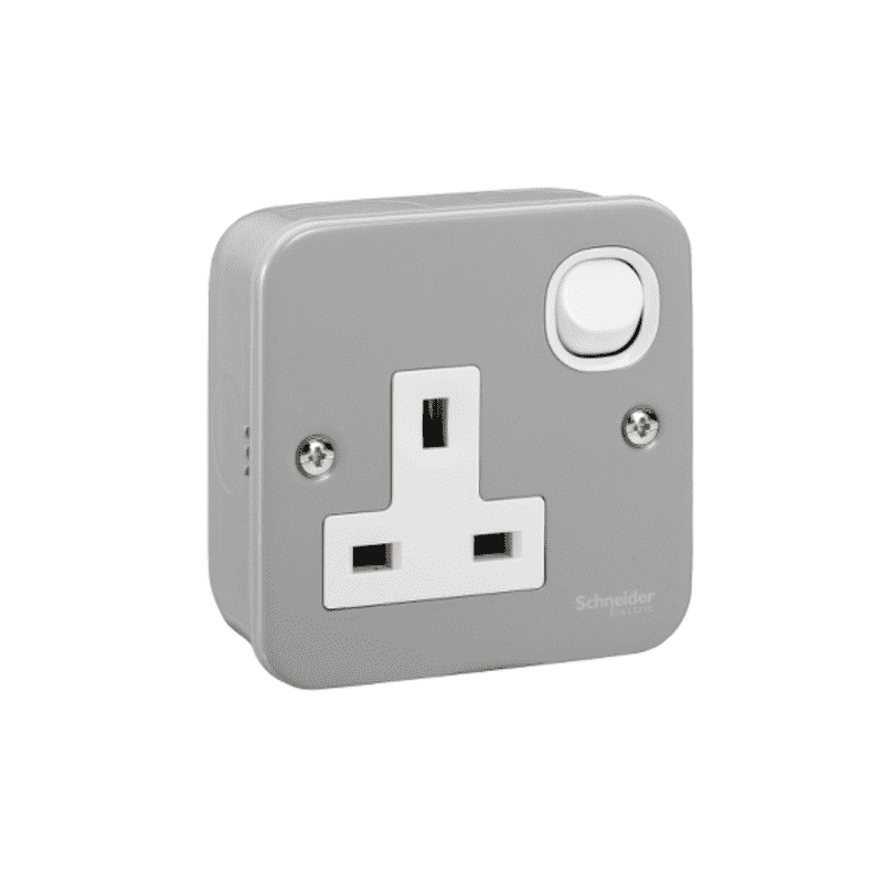 ESM ESM15 13 Amp 3 Pin Switched Socket (Second-Hand) Refurbished